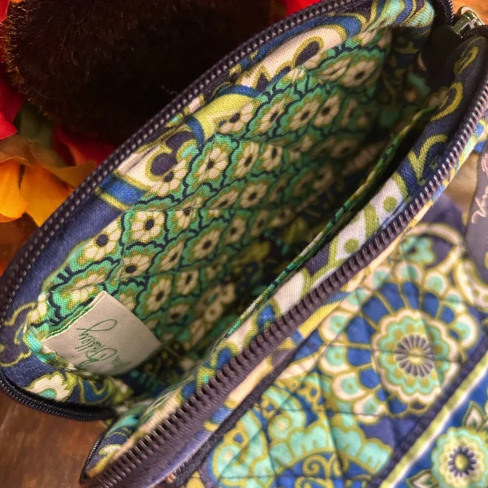 Vera Bradley Wristlet and Coin Purse Bundle in Rhythm and Blues Pattern